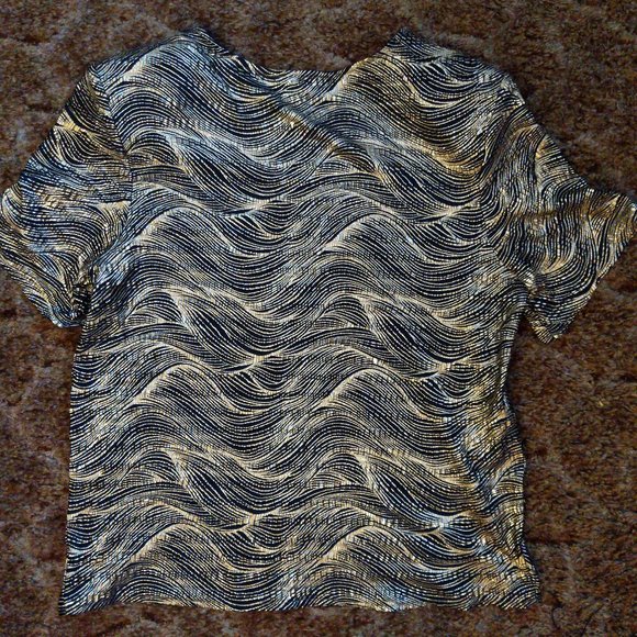 FairSet Vintage Gold Waves Short Sleeve Blouse with shoulder pads - Picture 6 of 7